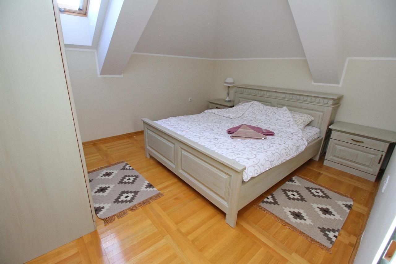 Apartman Vule Lux Apartment